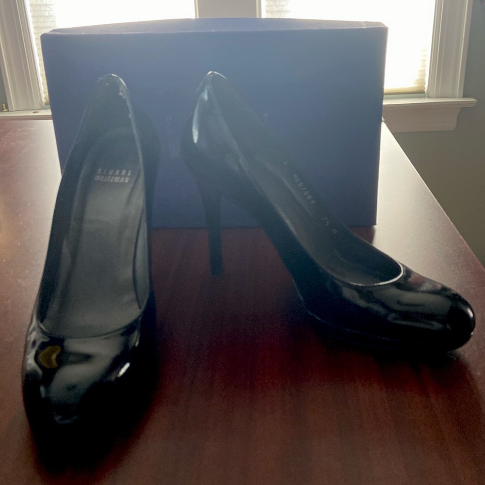 Stuart Weitzman Black Patent Platform Pumps